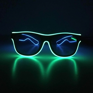 Brille med grønt og blåt lys